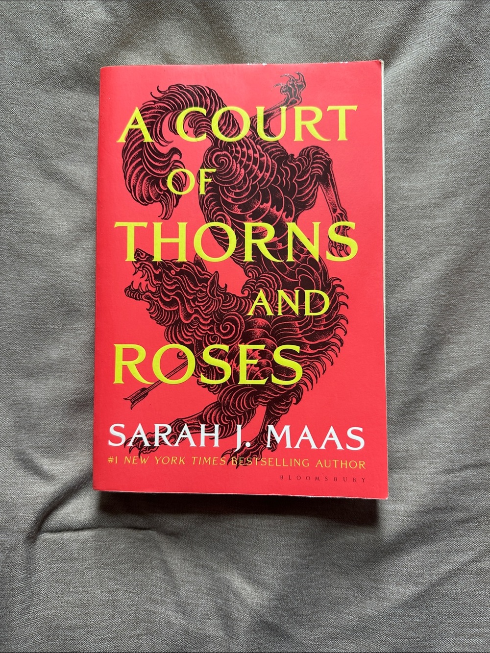 A Court of Thorns and Roses by Sarah J. Maas - Red Cover